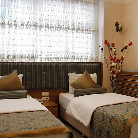 Grand Gross Hotel
