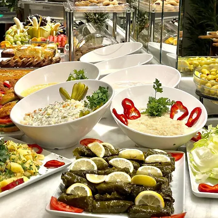 فندق Weingart 4*
