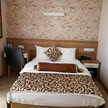 Royal Hotel 3*