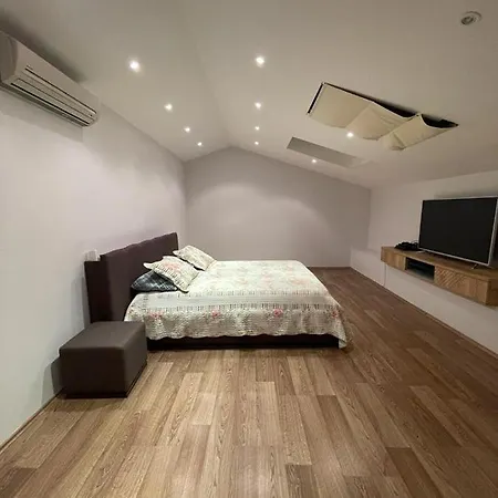 Private Near The Sea,4+1,pools,sauna,jacuzzi Istanbul