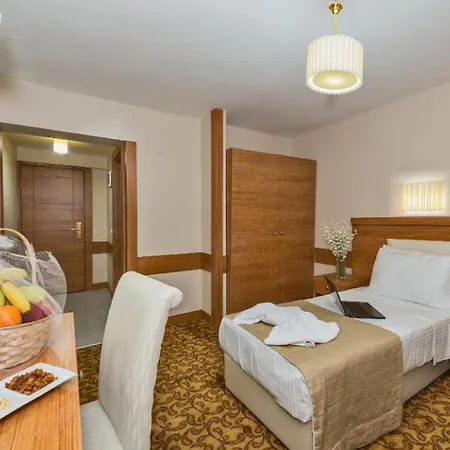 Selenay & Hotel
