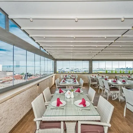 Selenay & Hotel Provincia di Istanbul