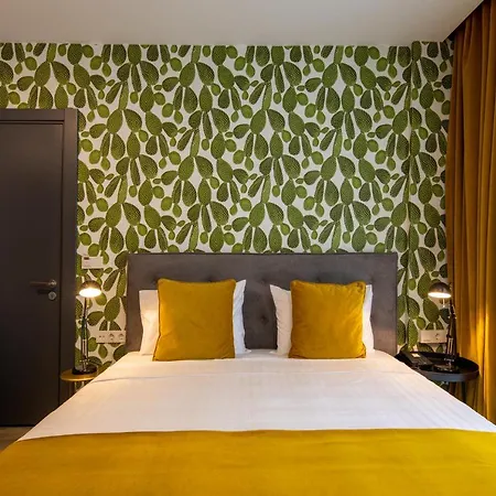 Hotel Parrot 2*