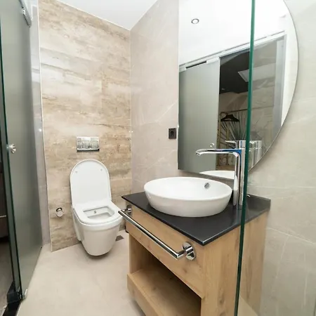 Hotel Fama Karakoey 4*