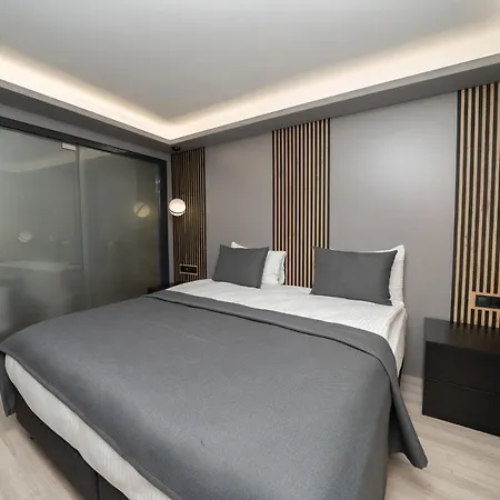 Hotel Fama Karakoey