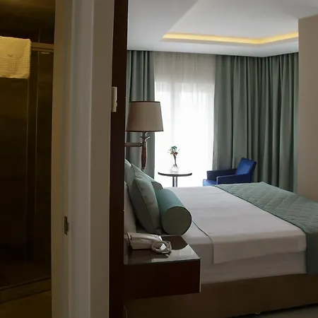 Vatan Asur Hotel