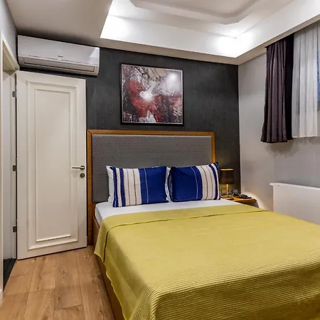 Sala Hotel