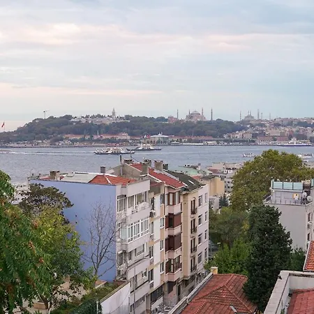 Fragments Ξενοδοχείο