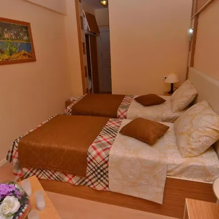 Apartmanhotel Florya 2*