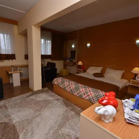 Florya Ξενοδοχείο με διαμερίσματα 2*