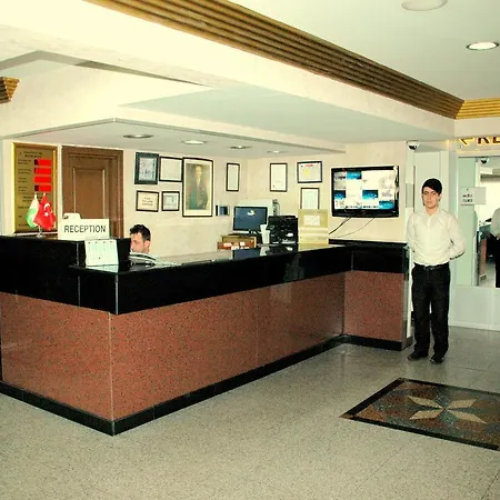 Hotel Buyuk Paris