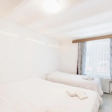 Beautiful 2br House W/ac 400meters Taksim Square *