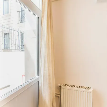 Beautiful 2br House W/ac 400meters Taksim Square *