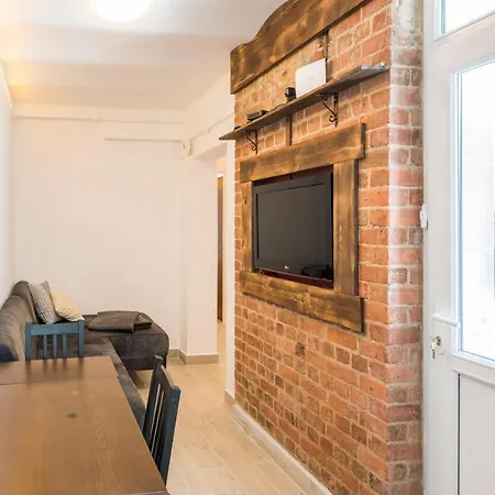 Beautiful 2br House W/ac 400meters Taksim Square *