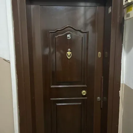 Aksaray Metro Alani Apartment *