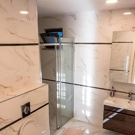 Full Bosphorus View New 3 Bedroom Beside çamlıktepe Park In Famous Uskudar On The Asian Side Of *