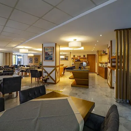 Levent 3*