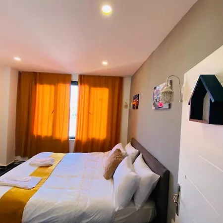 Happy Apart Hotel