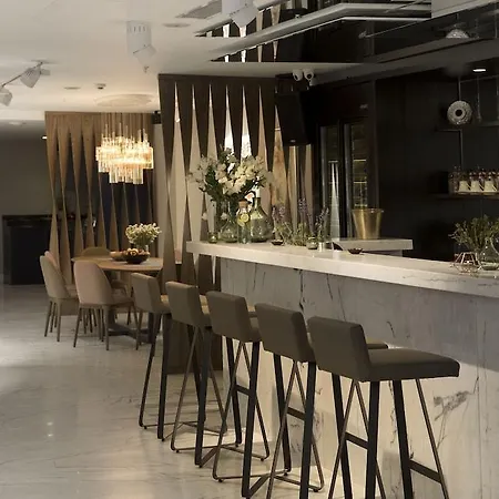 Endless Art Hotel-special Category מלון 2*