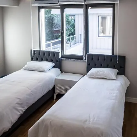 Full Bosphorus View New 3 Bedroom Beside çamlıktepe Park In Famous Uskudar On The Asian Side Of *