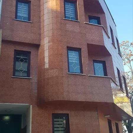 Mir Apart Appart hôtel *