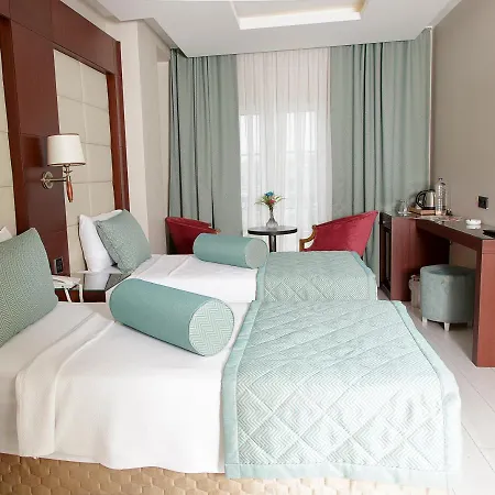 Hotel Vatan Asur 3*
