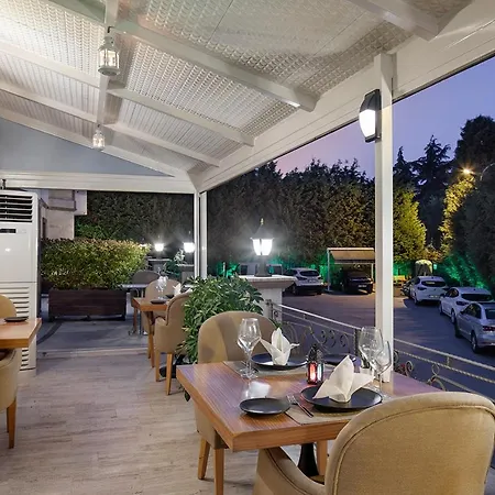 Chatto Hotel 3*