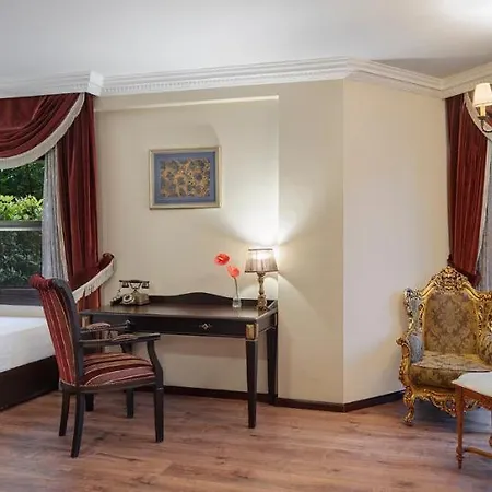 Chatto Hotel 3*