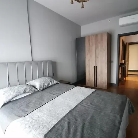Benesta Beyoglu * Provincia di Istanbul