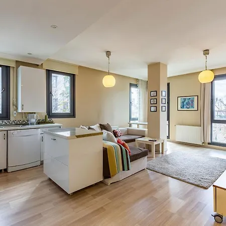 Daire Lovely Near Marmaray And Caddebostan Coast In Kadikoy