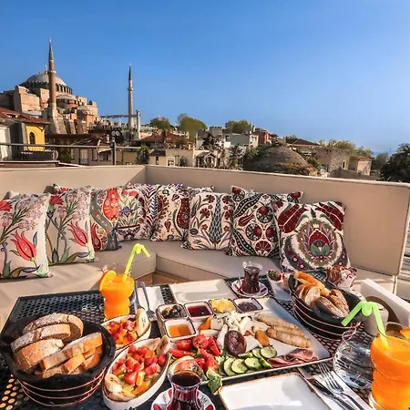 Henna Ξενοδοχείο 2*