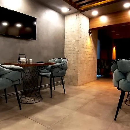 لور فندق 3*