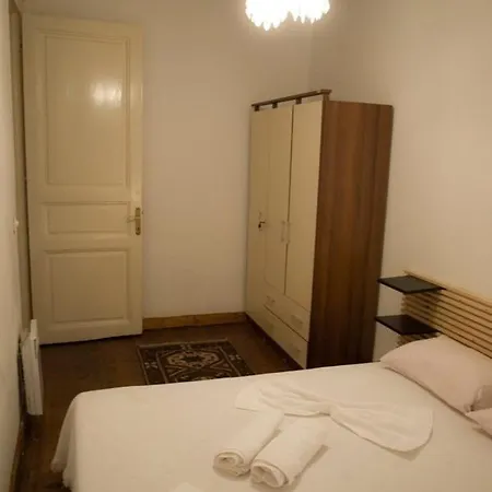 Historical 135 Sqm Near Galata Tower Appartement Istambul