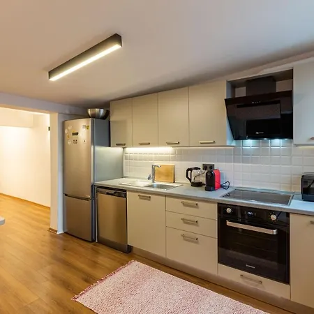 Flat With Lovely Terrace Near Osmanbey Metro Station In Ferikoy, Sisli