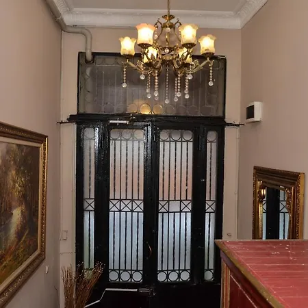 Aparthotel Omer Hayyam Suites