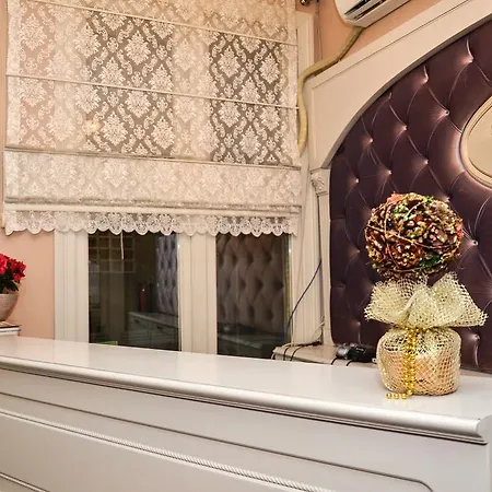 Aparthotel Omer Hayyam Suites
