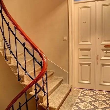Omer Hayyam Suites