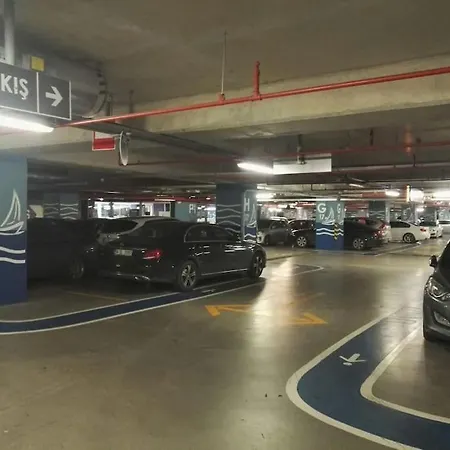 Luxury Sea Views Close The Airport