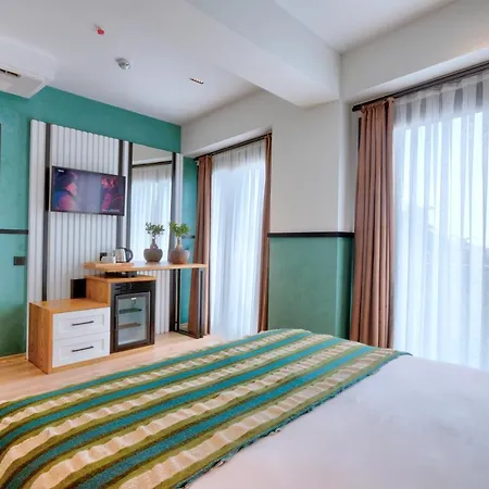 Fragments Hotel