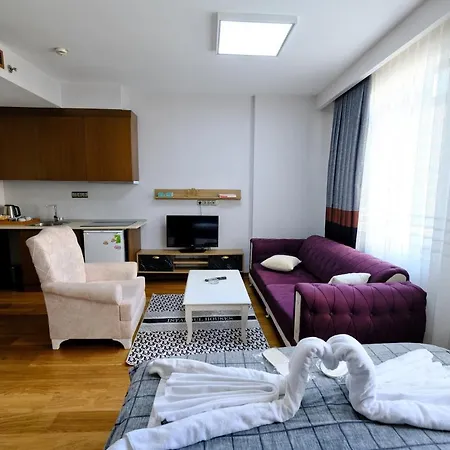 Hotel Houses Saw 3*