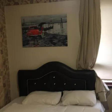 Divan Wooden Bed & Breakfast Istanbul