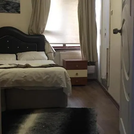 Divan Wooden Istanbul