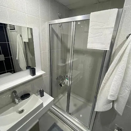 King Ss0 Apartment *