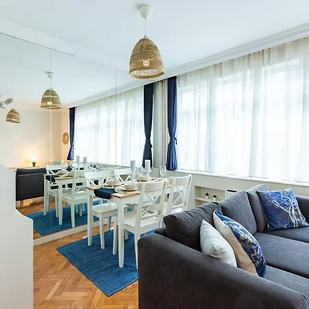 شقة Flat With Excellent Location In Tesvikiye, Sisli *