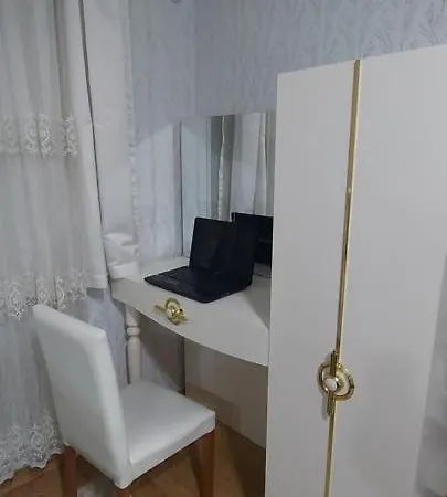 Beylikduzu Huzurlu Aile Yasam Sitesi Ful Donanimli Ev Apartment