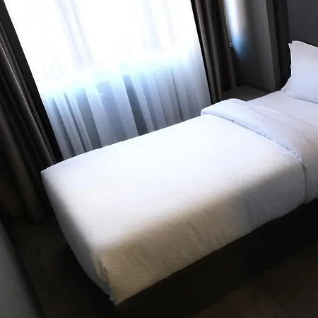 Dilens Bosphorus Hotel 2*