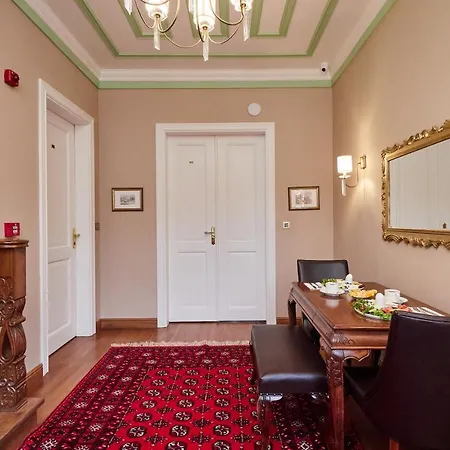 Hotel White Palace Old Boutique 5*