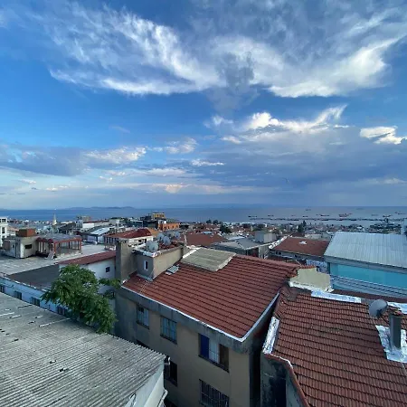 Ak * Istanbul