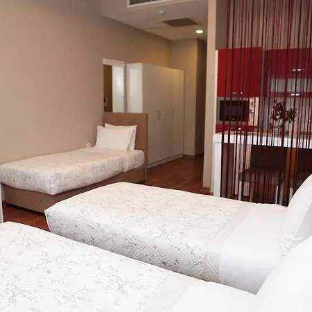 Expoist Otel 3*