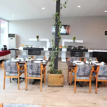 Expoist Hotel